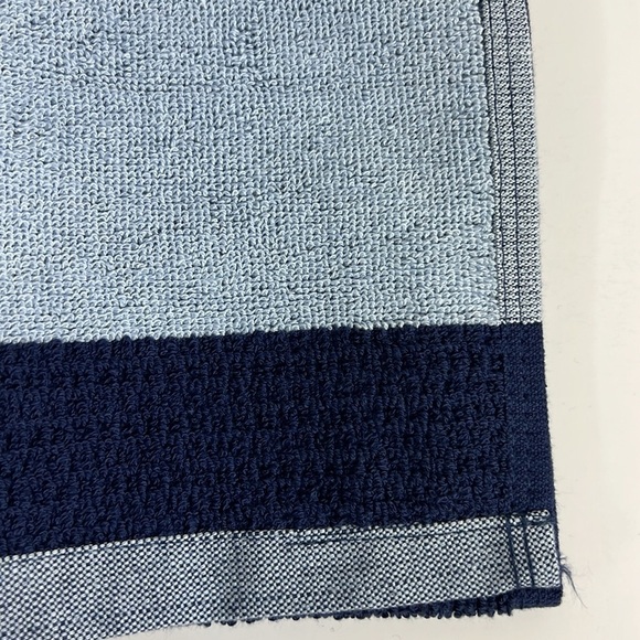 Lacoste Bath Towels Blue Big Green Crocodile Logo 30" x 52" 100% Cotton NEW (3) - Picture 10 of 11